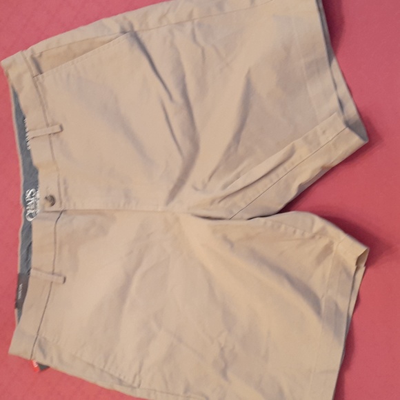 Chaps Mens khaki shorts NWT - Picture 1 of 7